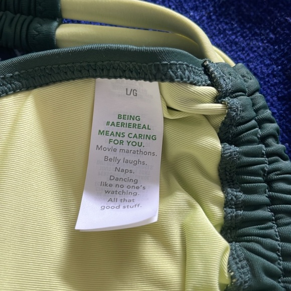 Aerie tropical bikini  swim top in green and lime size Large - Picture 4 of 5